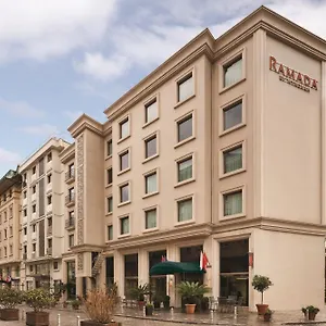 Ramada By Wyndham Grand Bazaar Hotell Istanbul
